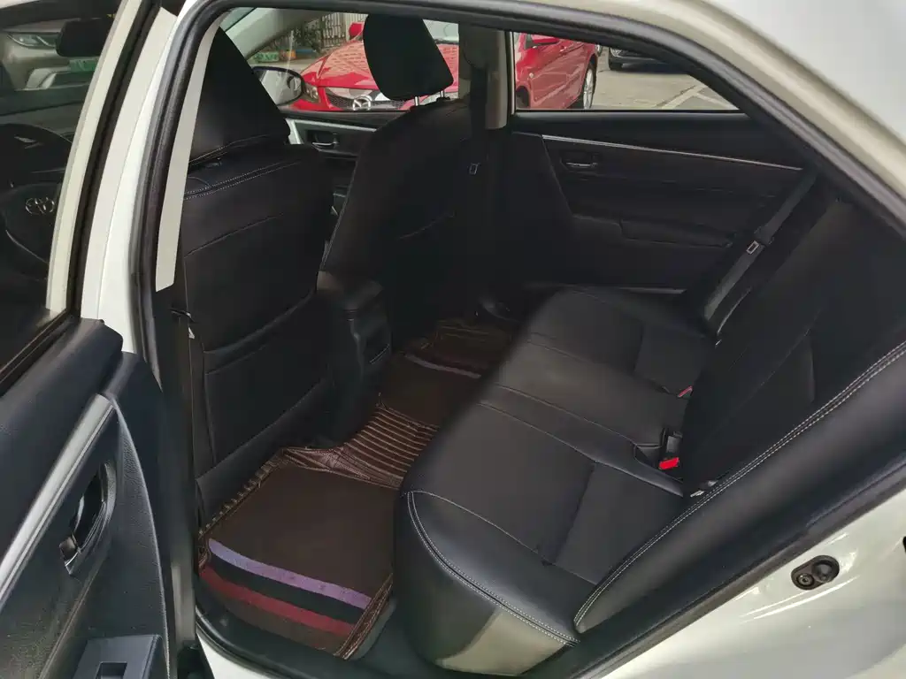Toyota Corolla — миниатюра 11