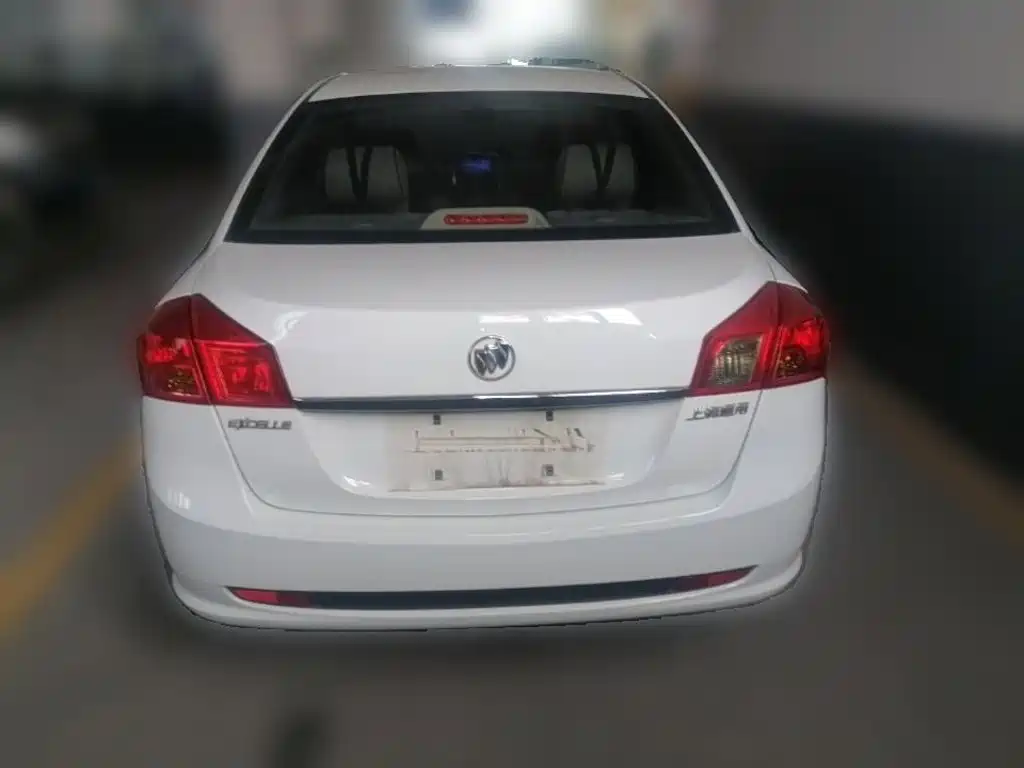 Buick Excelle — миниатюра 8