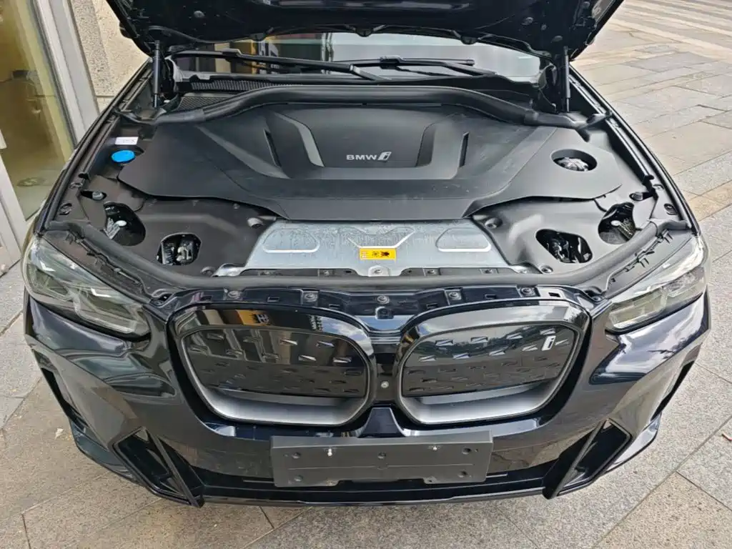 BMW iX3 — миниатюра 20