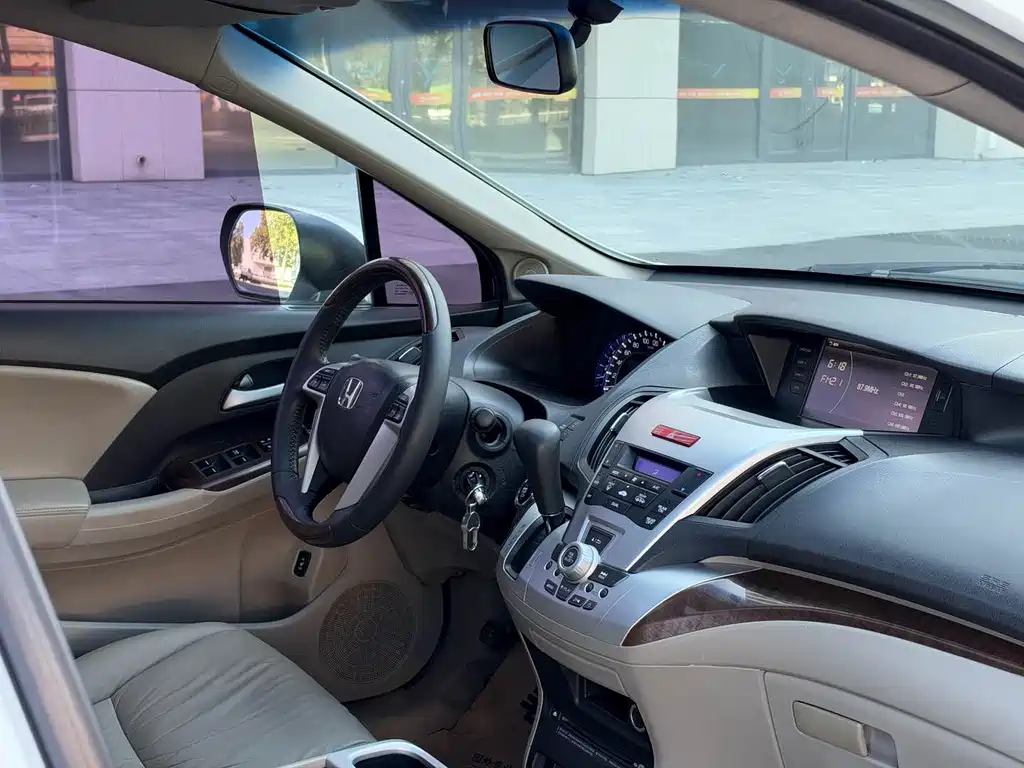 Honda Odyssey — миниатюра 10