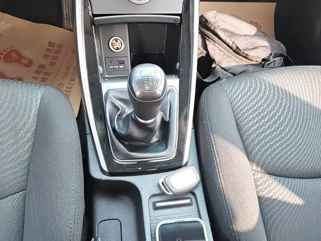 Hyundai Elantra Langdong — миниатюра 14