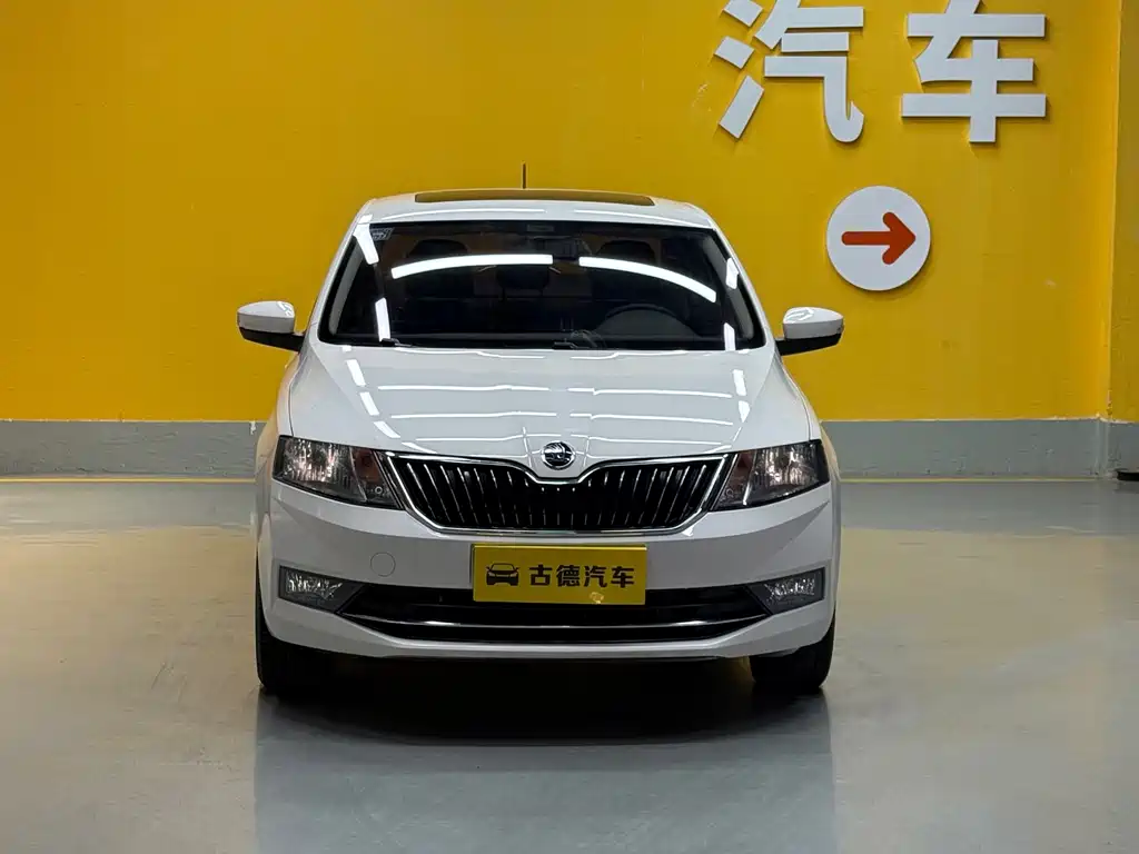 Skoda Rapid — миниатюра 2