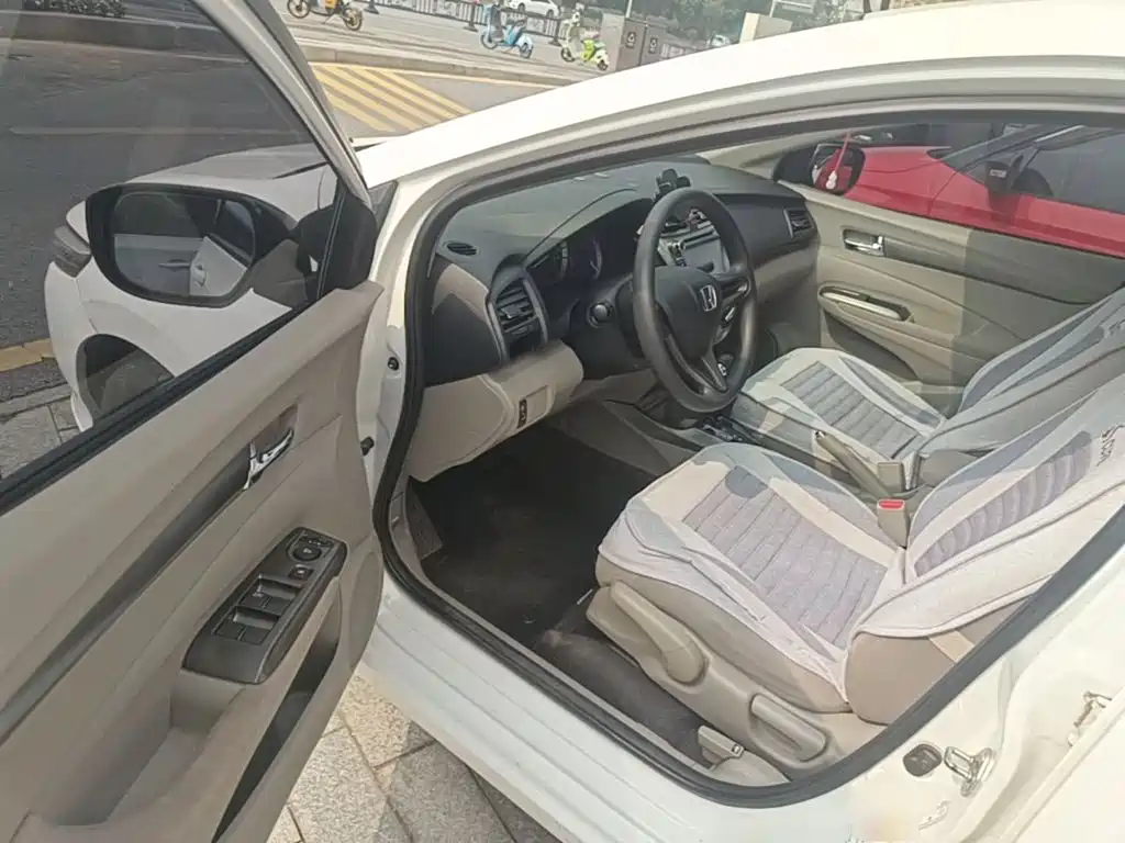 Honda City Classic — миниатюра 16