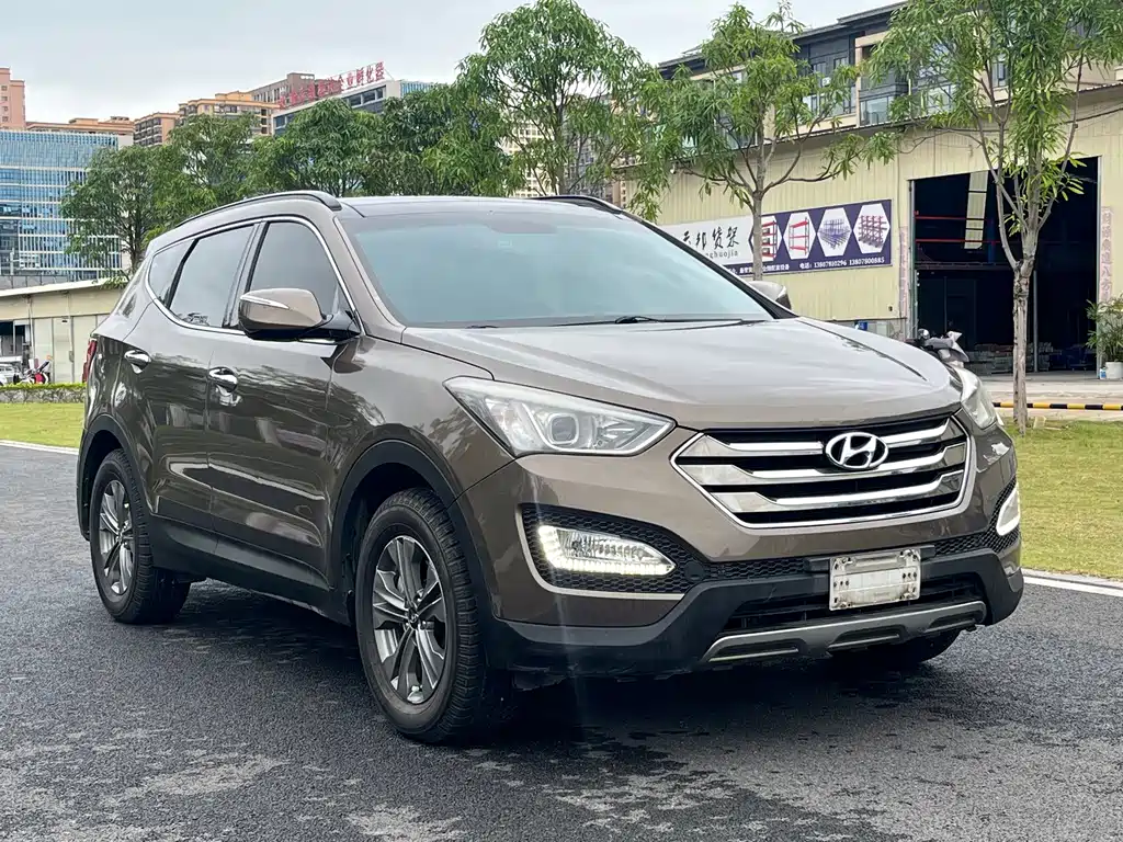 Hyundai Santa Fe — миниатюра 8