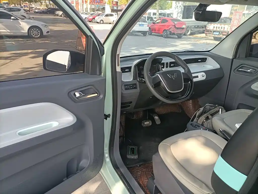 Wuling MINIEV — миниатюра 16