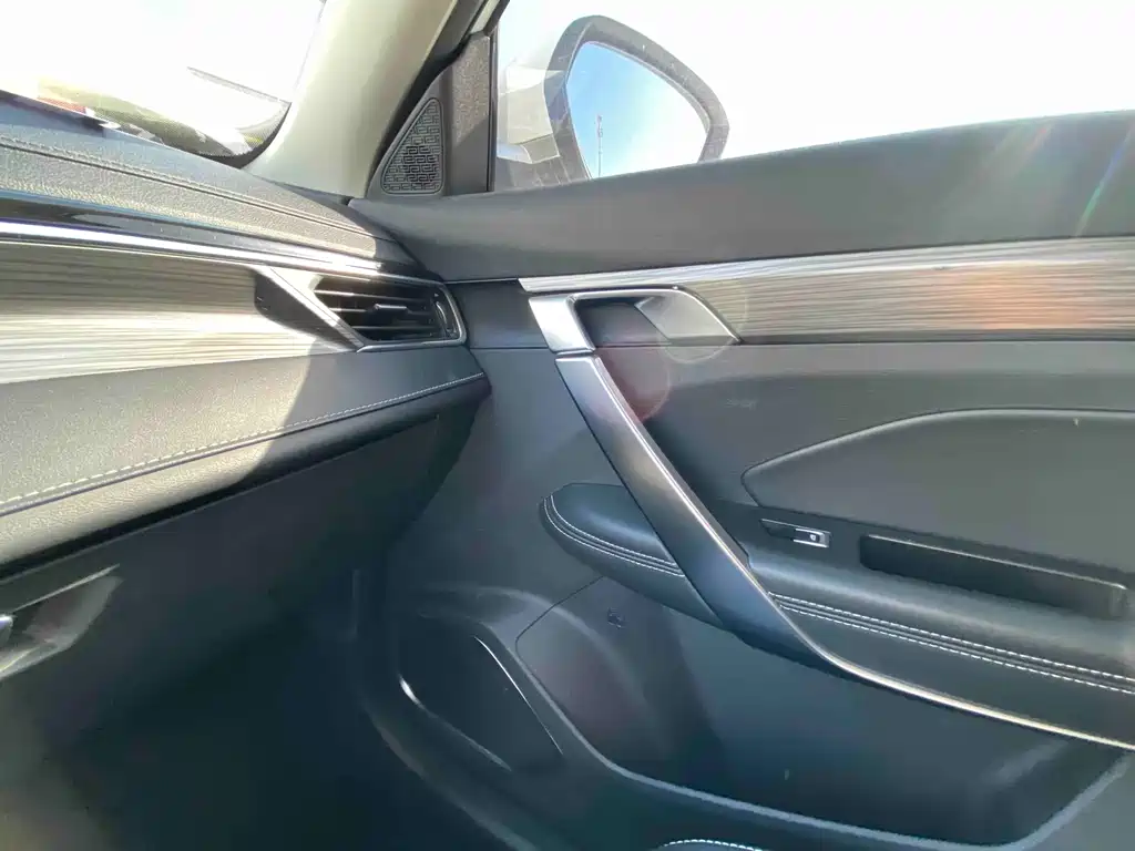 GEELY AUTOMOBILE BOYUE