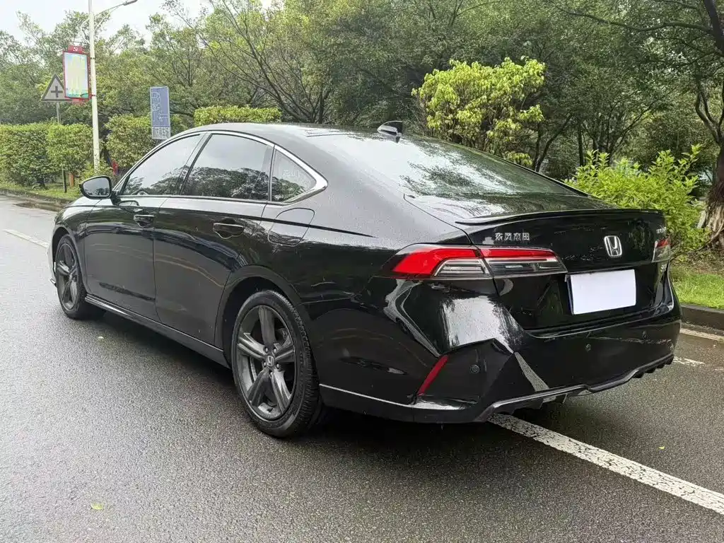 Honda Inspire — миниатюра 7
