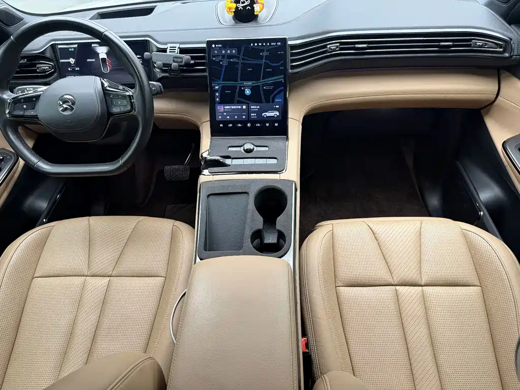 NIO ES8 — миниатюра 6