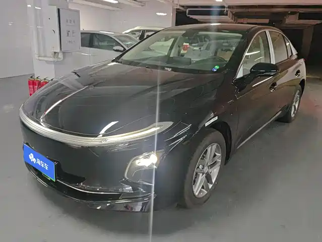 2026 Hongqi E-QM5