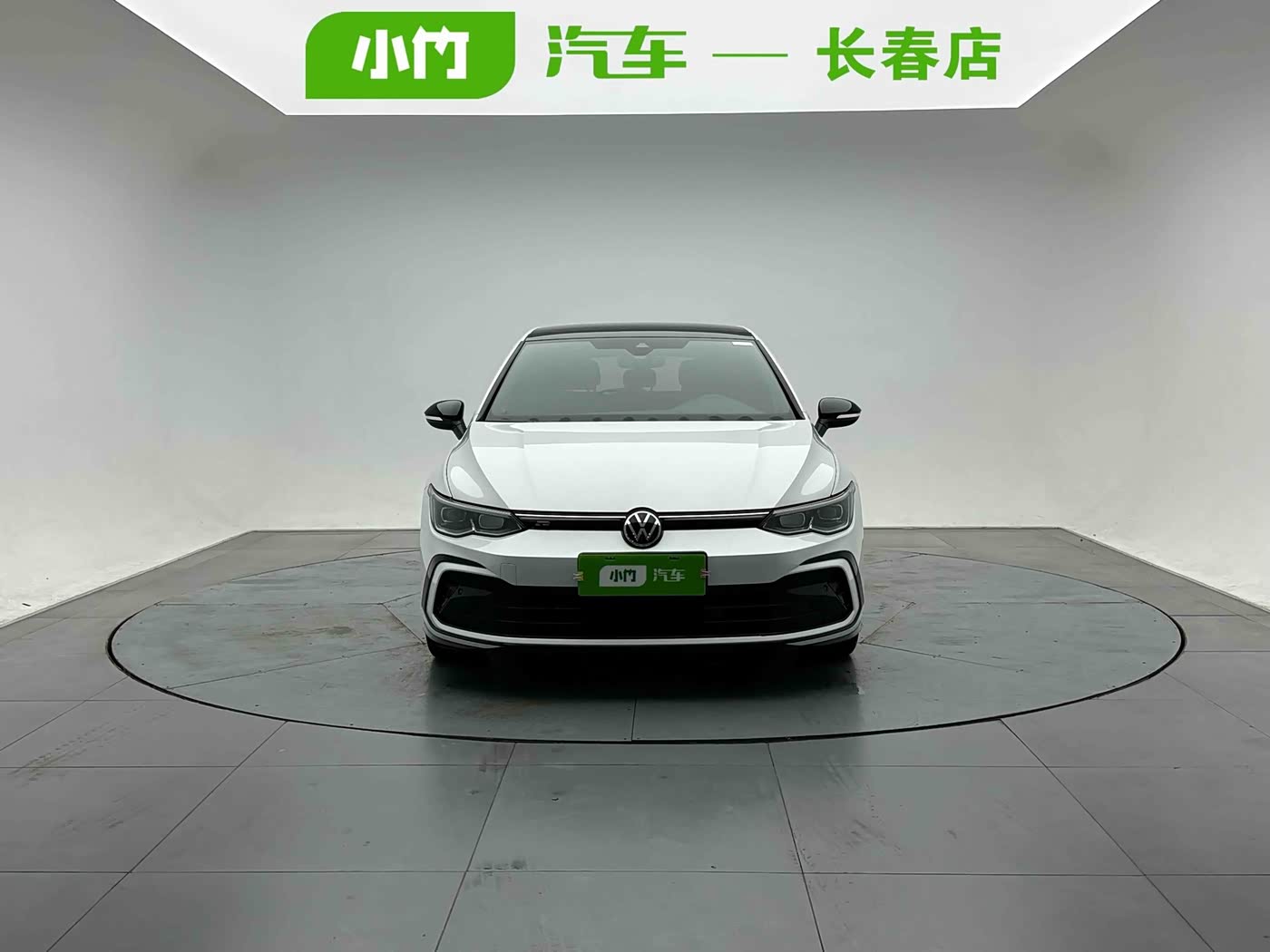 Volkswagen Golf 1.4 л 2022 г. Белый, пробег 48500 км