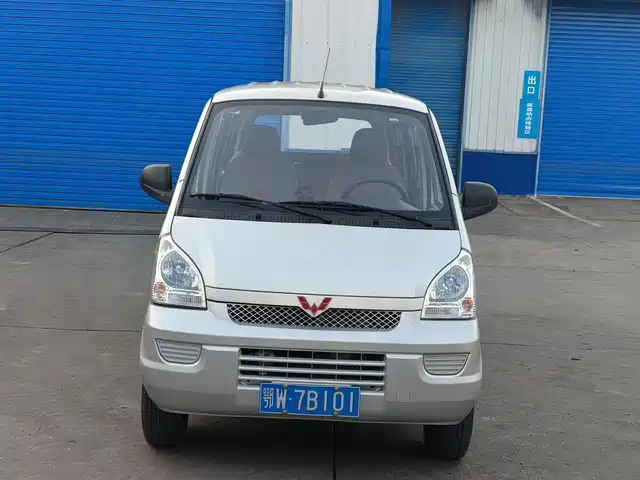 WULING WULING RONGGUANG