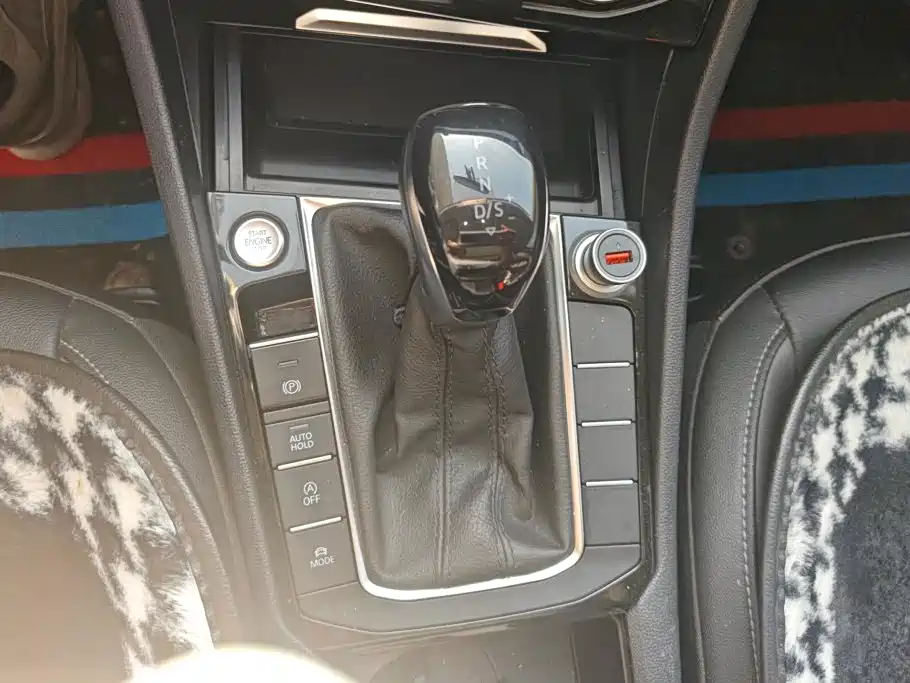 Volkswagen Sagitar — миниатюра 16