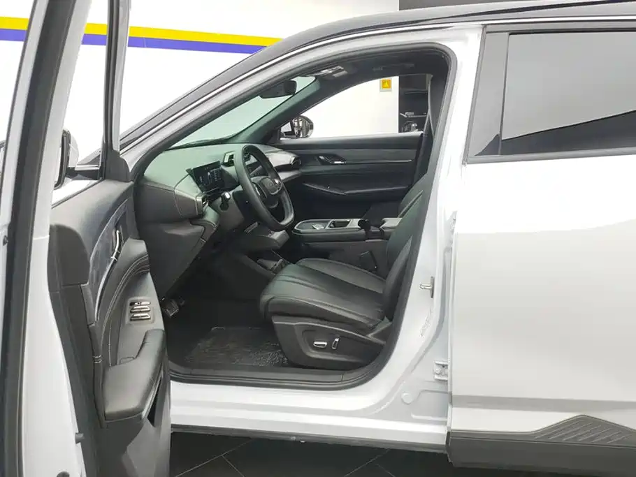 Dongfeng L7 2025 430