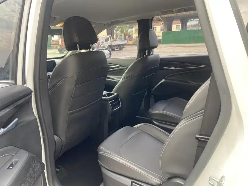 SAIC MAXUS CHASE G50