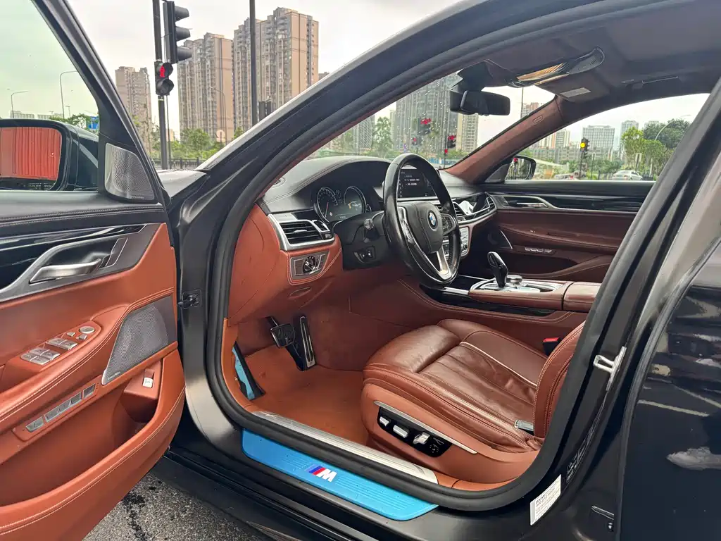BMW 7 Series 7 2018 740Li xDrive Premium M Sport