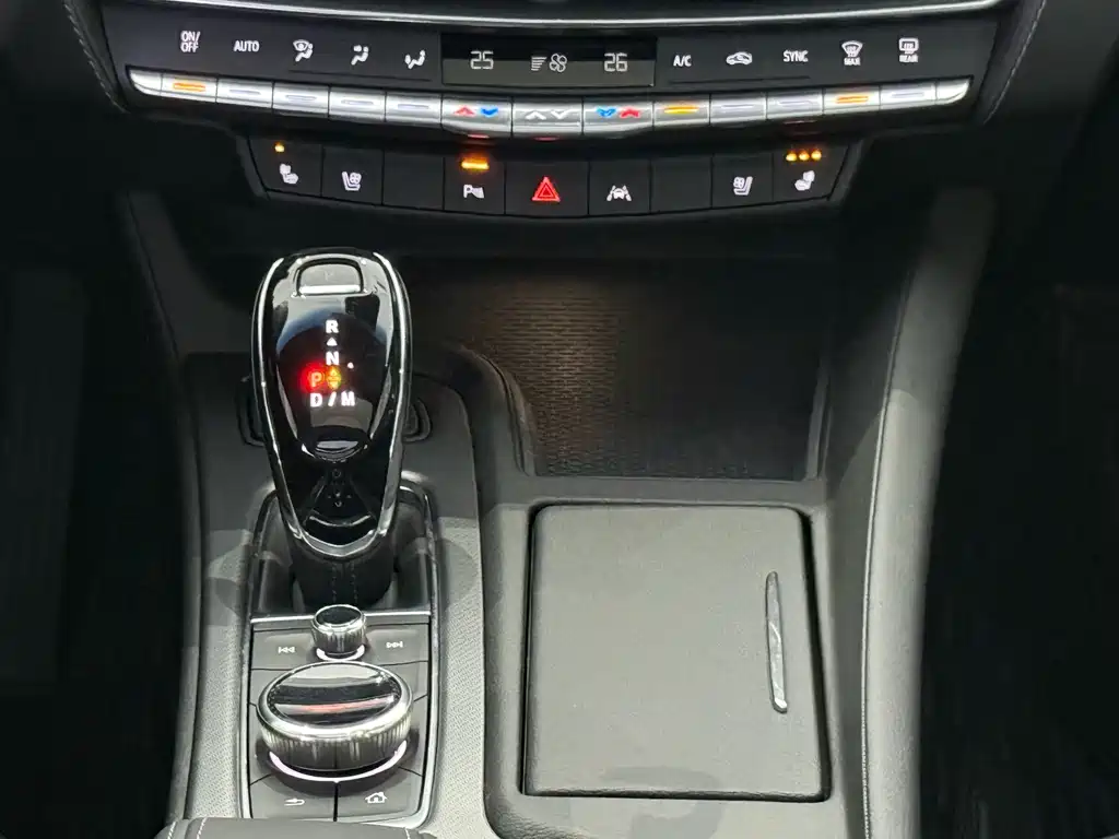 Cadillac CT5 — миниатюра 10