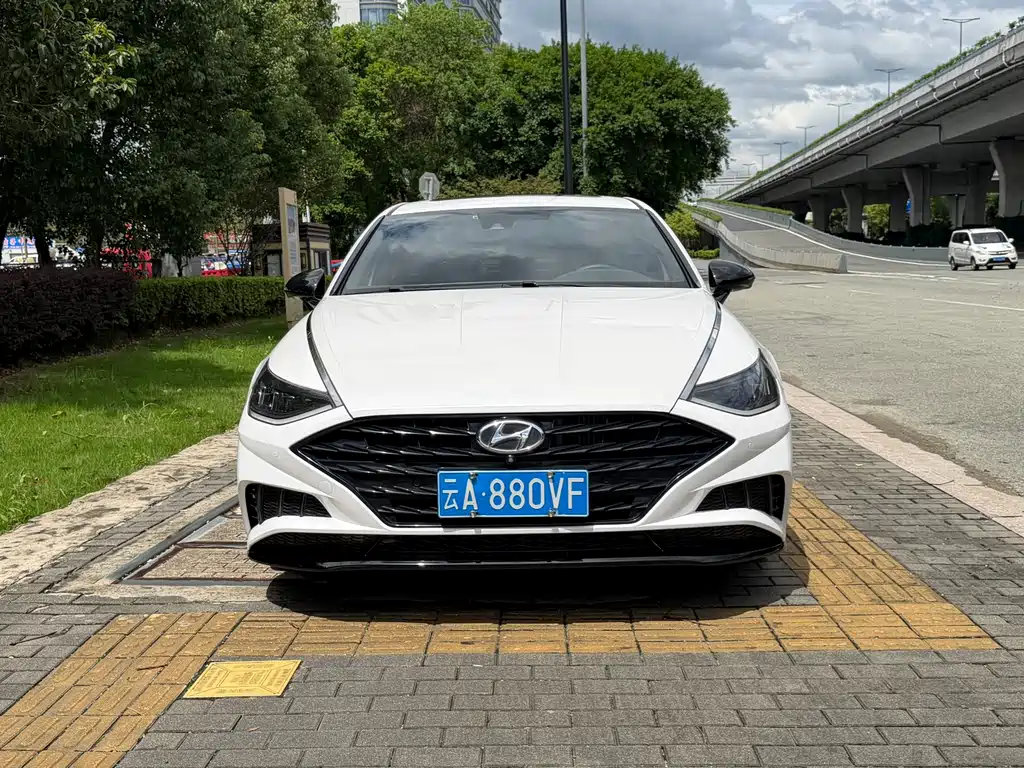 Hyundai Sonata — миниатюра 2