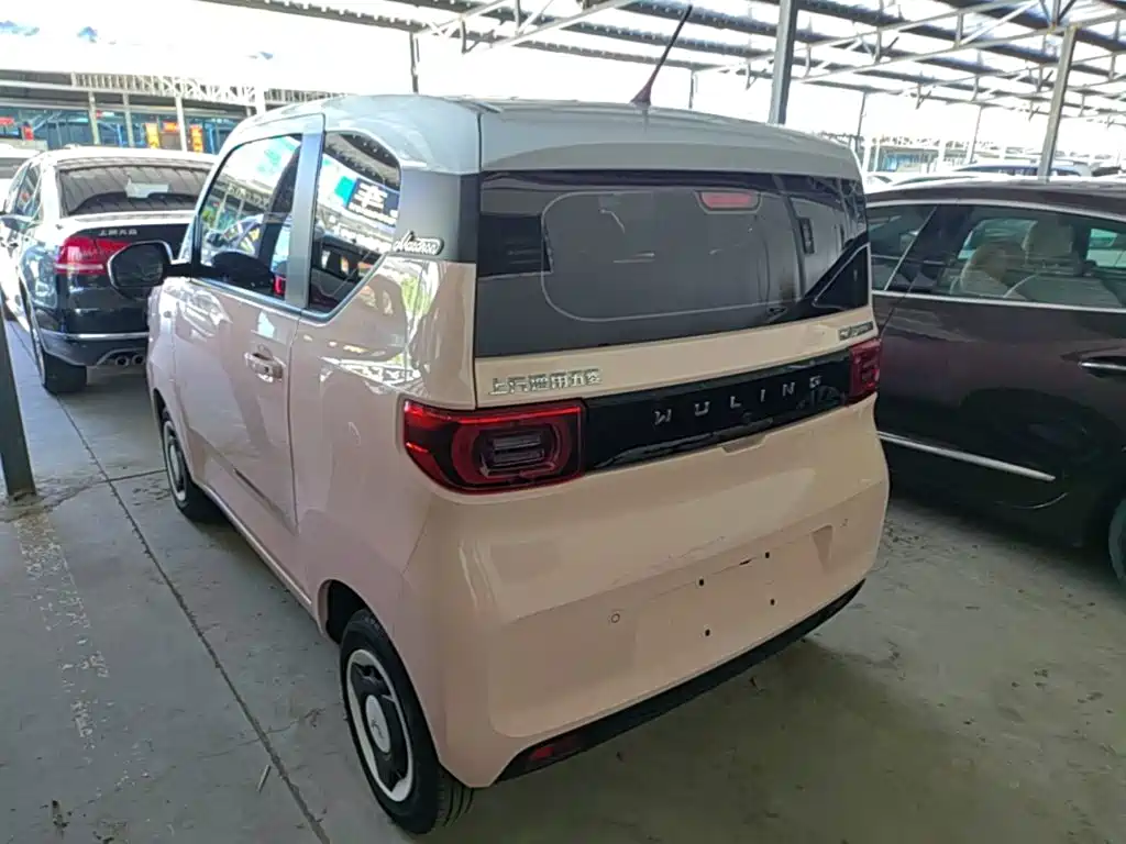 Wuling MINIEV — миниатюра 5