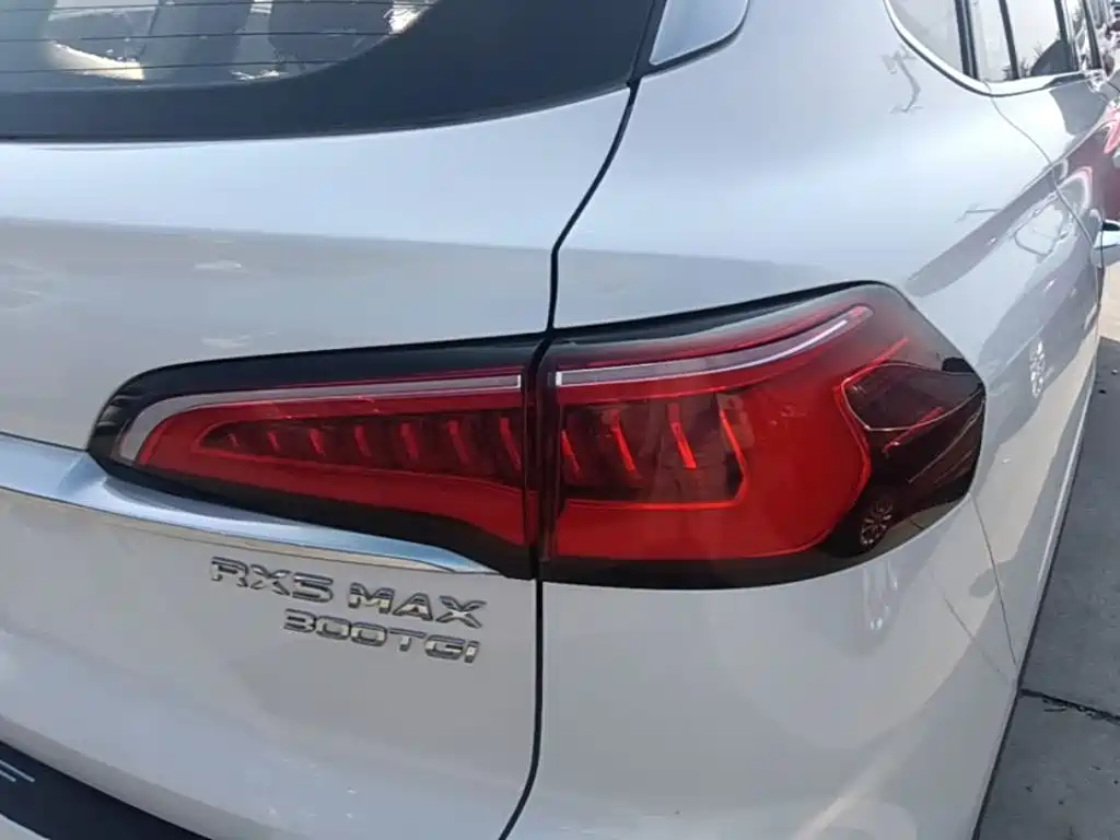 Roewe RX5 MAX — миниатюра 8