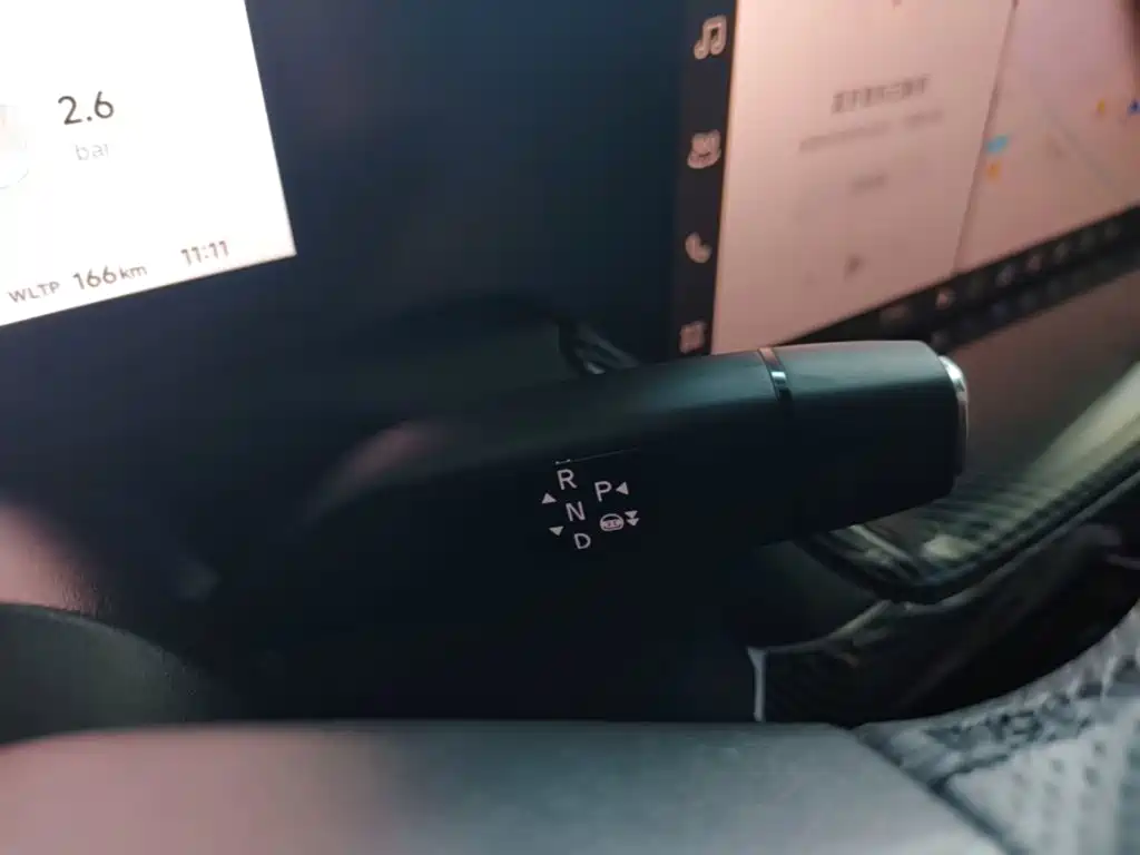 XPeng P7 — миниатюра 14
