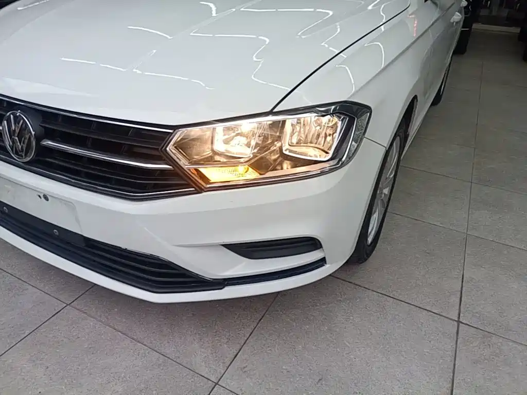 Volkswagen Bora — миниатюра 24