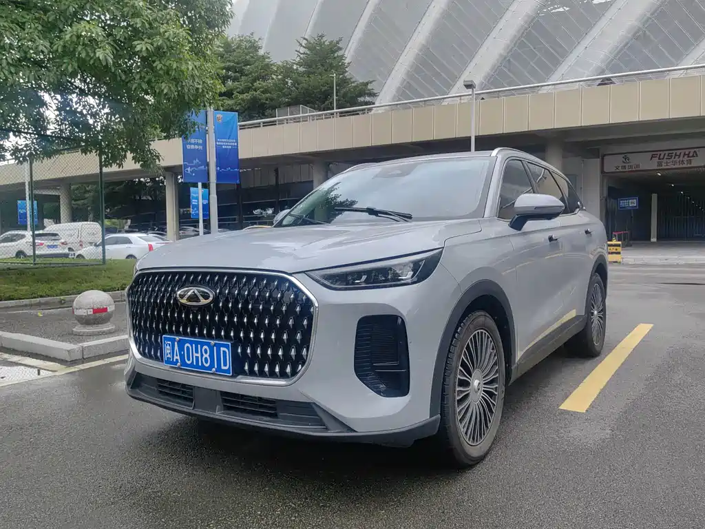 Chery Tiggo 8L