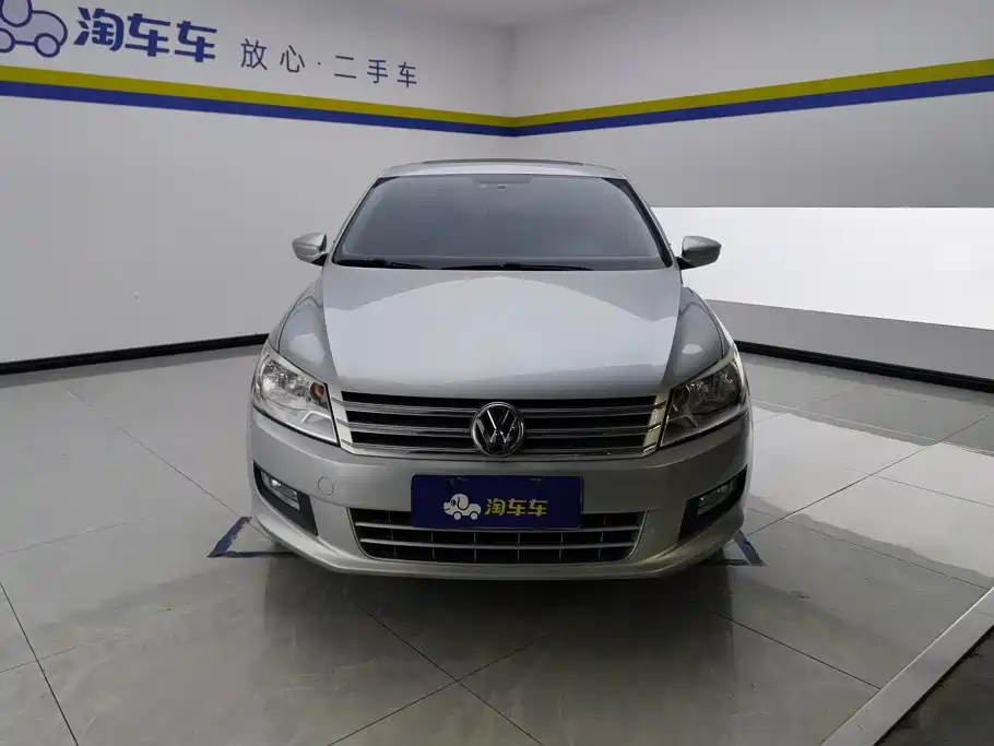 Volkswagen Santana — миниатюра 2