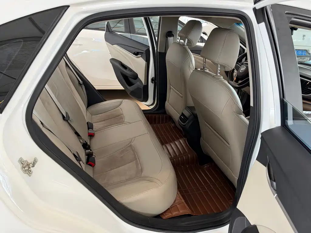 Buick Excelle — миниатюра 24