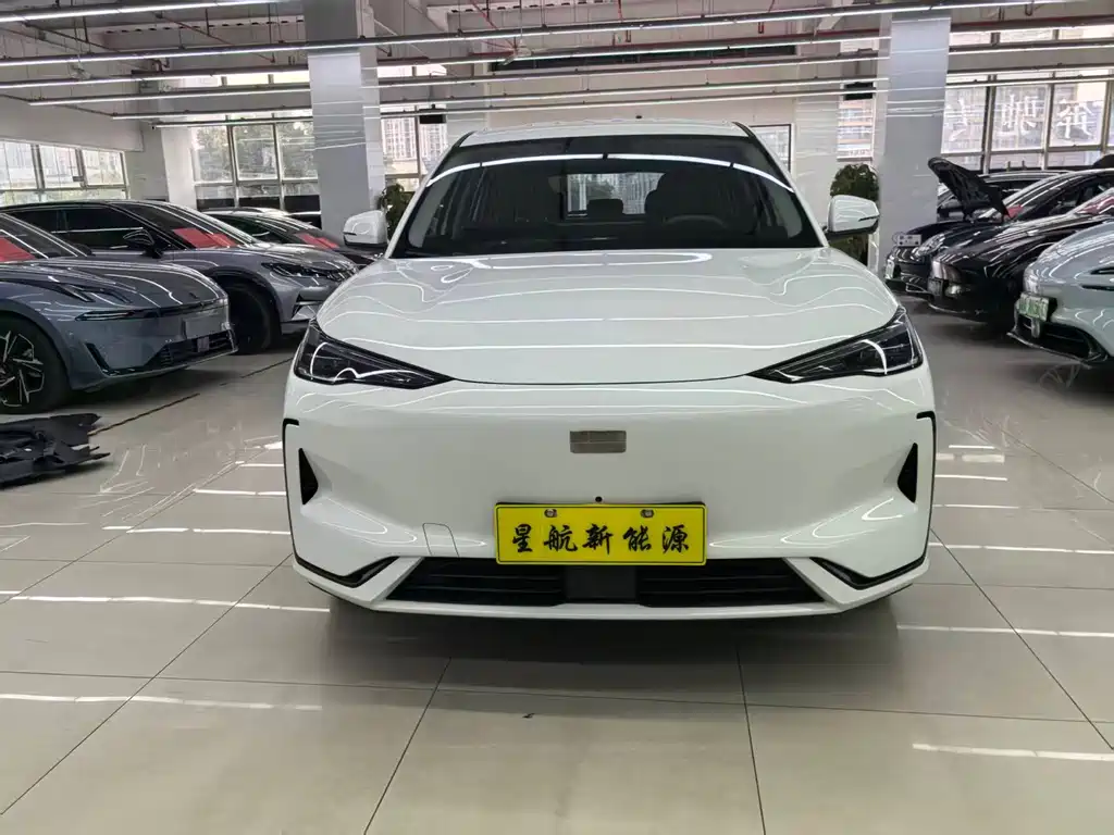 GEELY GALAXY GALAXY E5