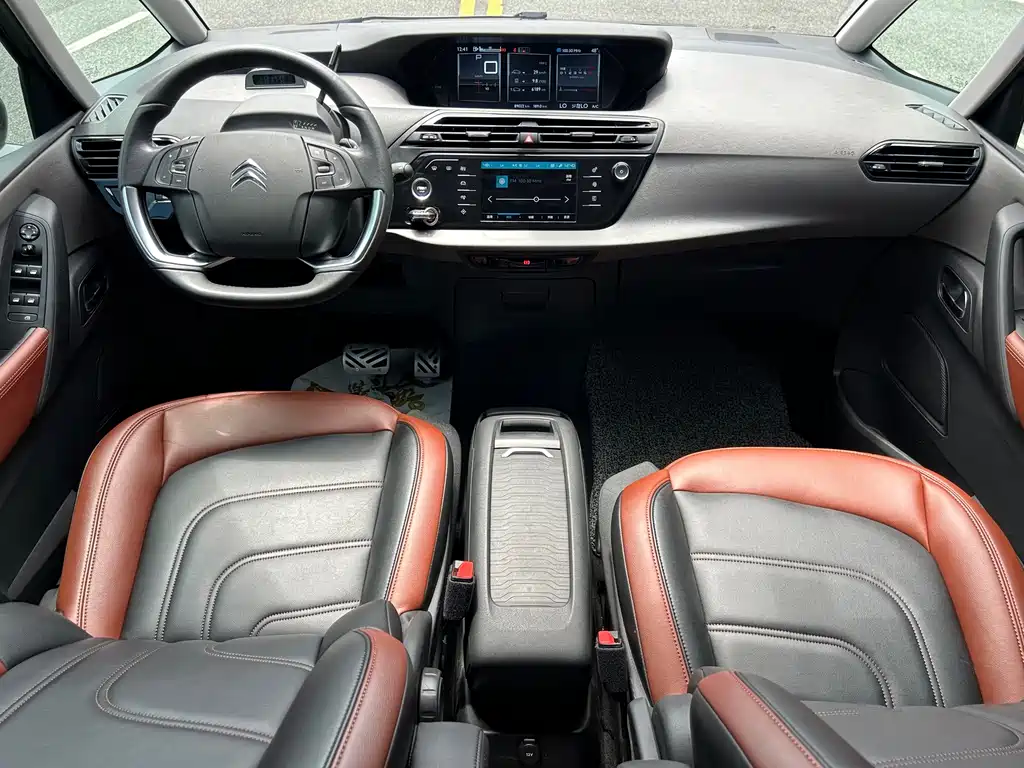Citroen C4 Picasso — миниатюра 13