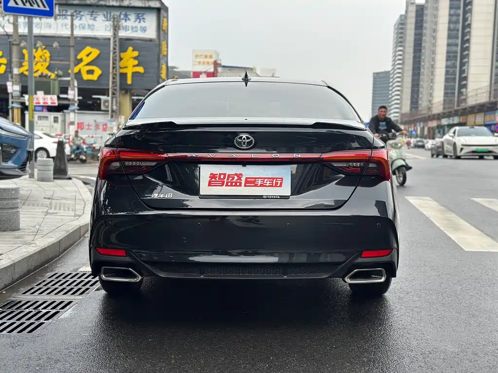 Toyota Avalon — миниатюра 4