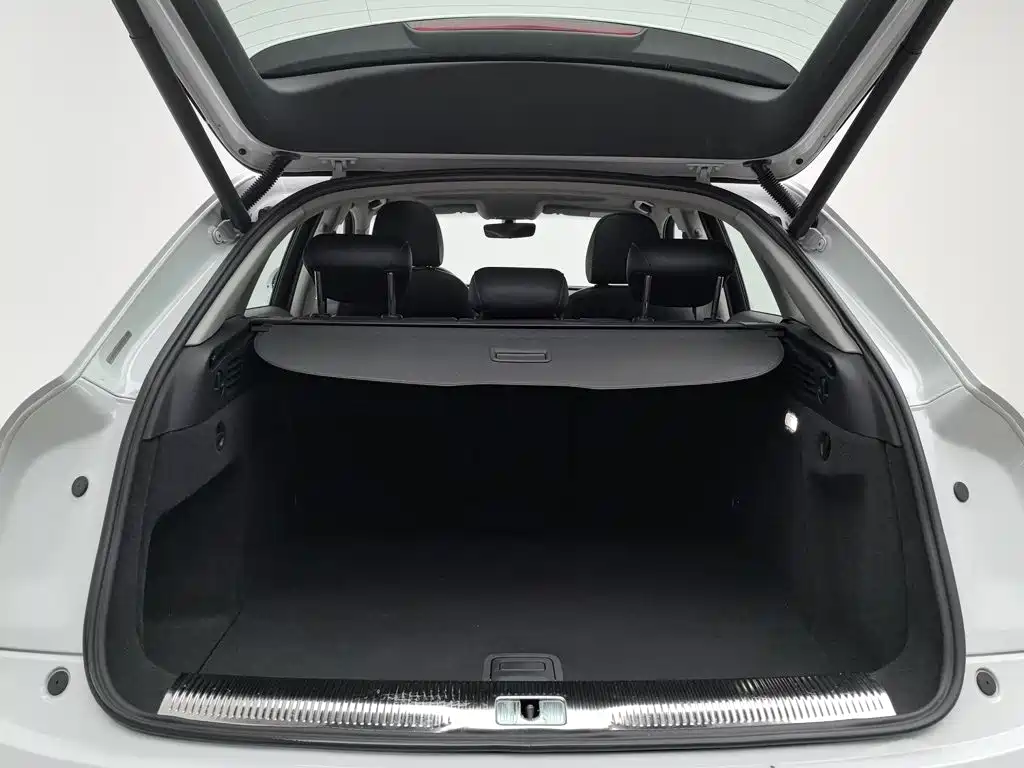 Audi Q3 — миниатюра 16