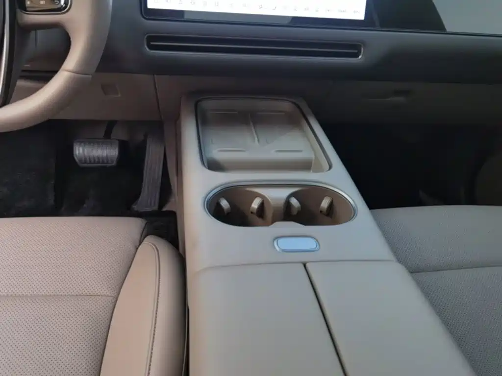 Li Auto Li i6 — миниатюра 14