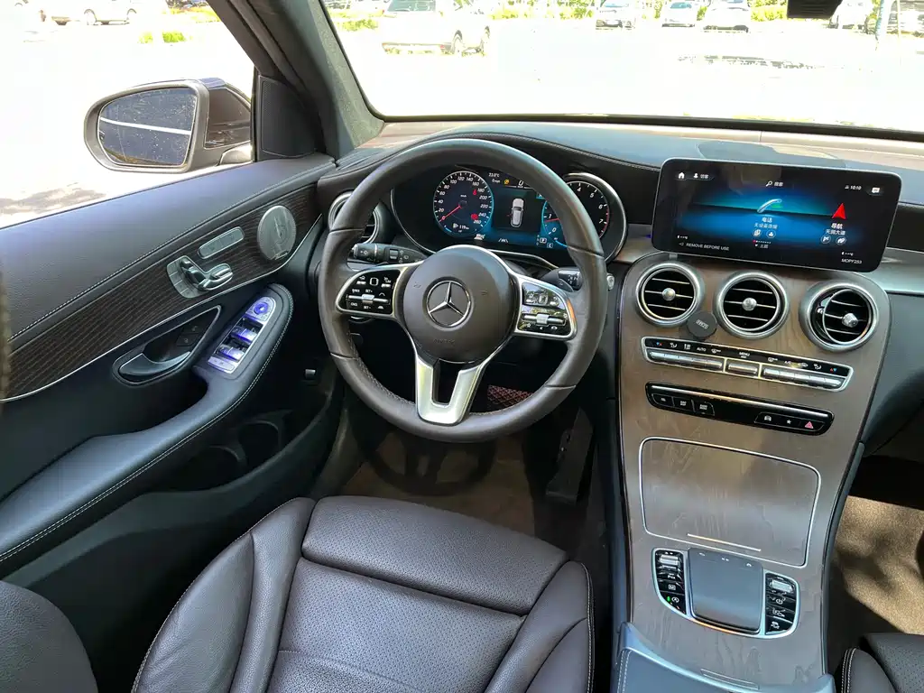 Mercedes-Benz GLC — миниатюра 10