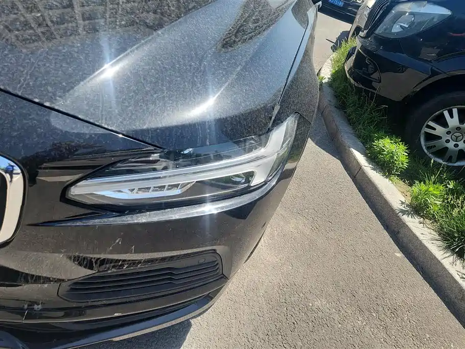 Volvo S90 2024 Luxury