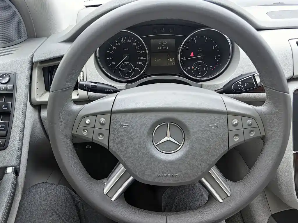Mercedes-Benz R-Class — миниатюра 5