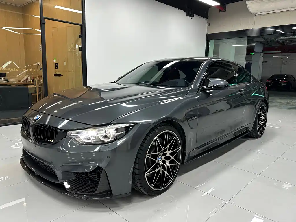 BMW M4