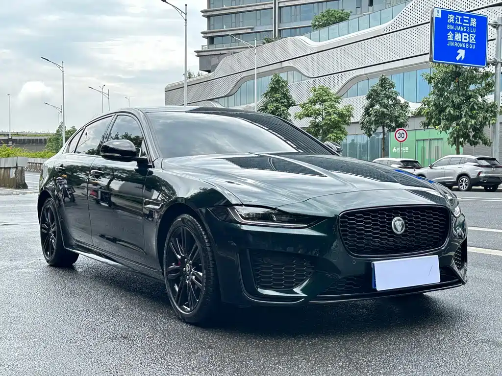 Jaguar XEL — миниатюра 3