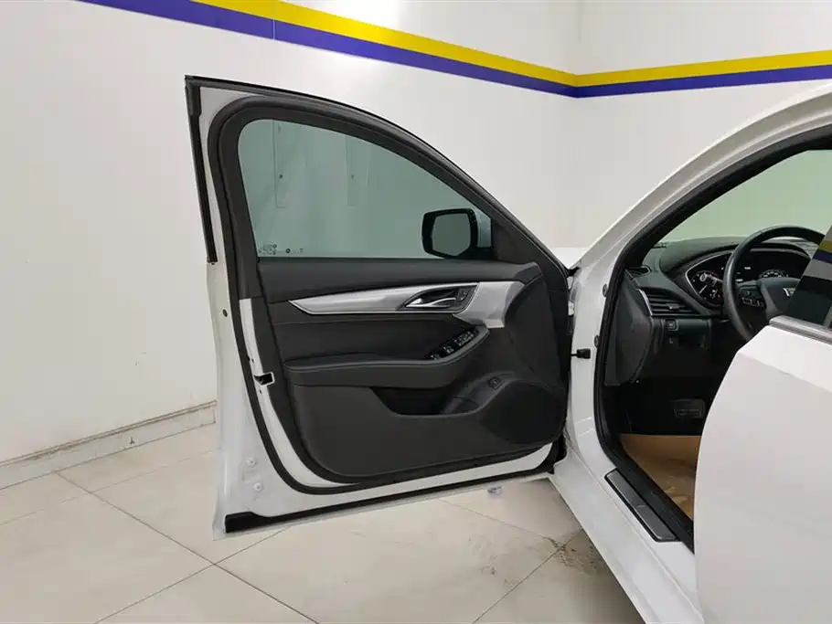 Cadillac CT5 2022 28T Luxury （ Standard ）