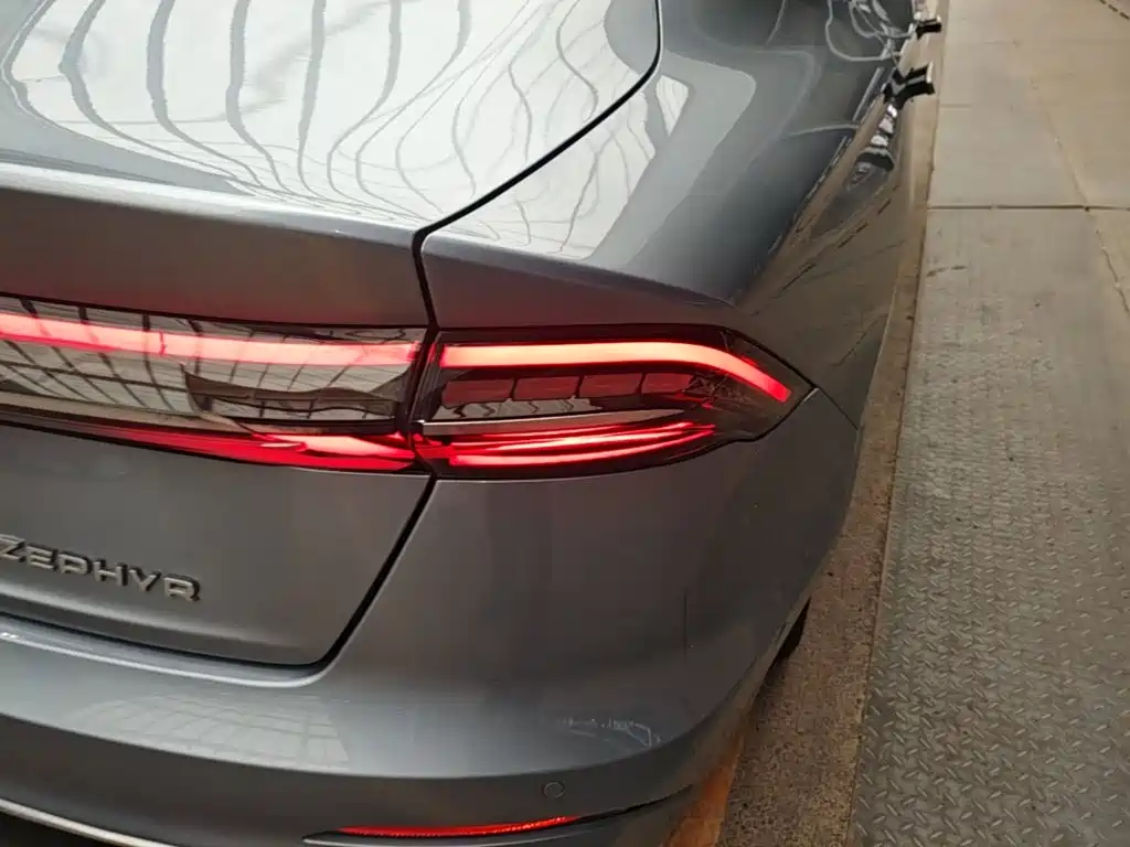 Lincoln Z — миниатюра 8