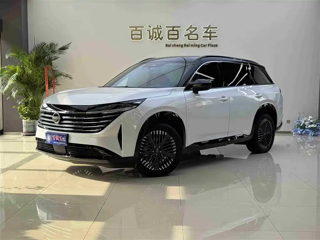 Nissan Teramont 2025