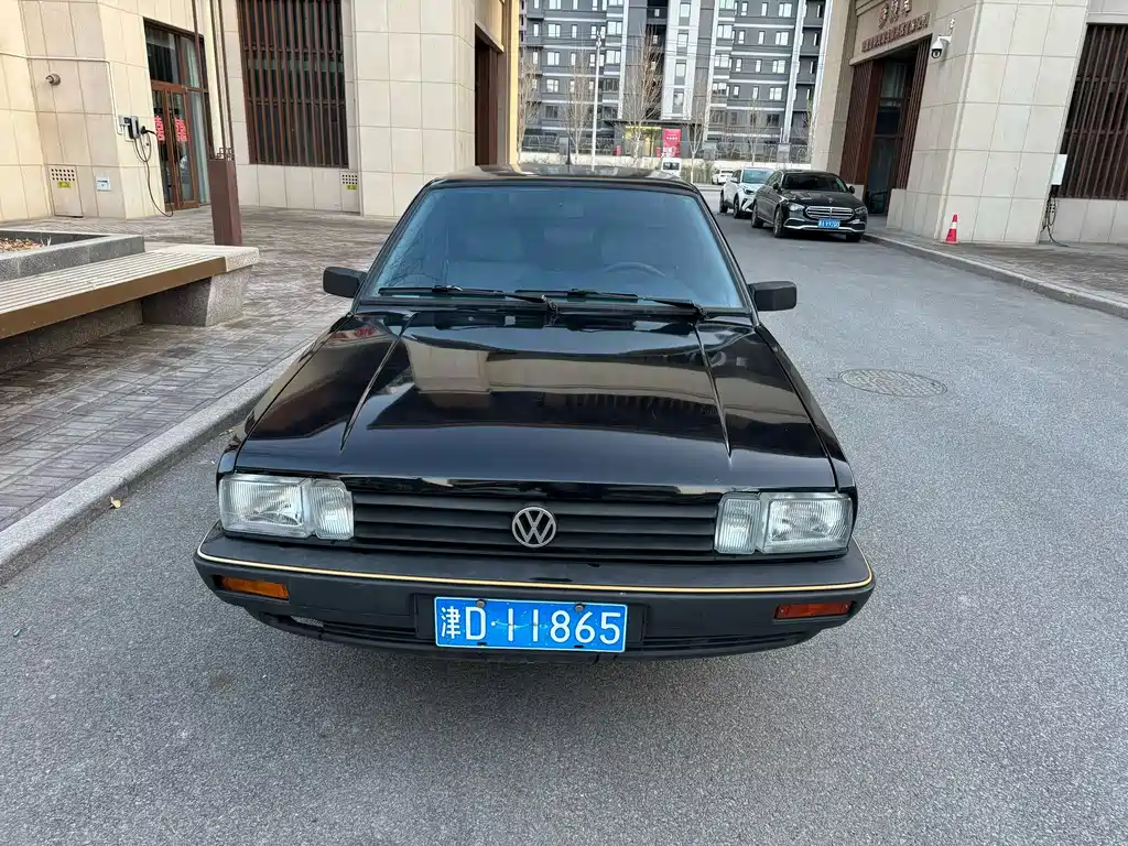 Volkswagen Santana Classic — миниатюра 2