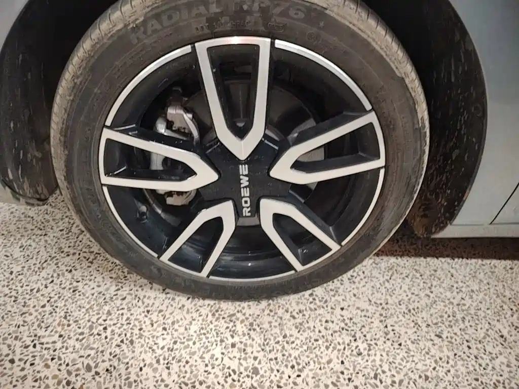 Roewe Young Wai D6 — миниатюра 23
