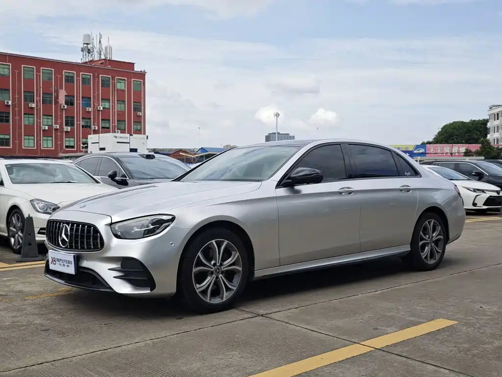 Mercedes-Benz E-Class 2021