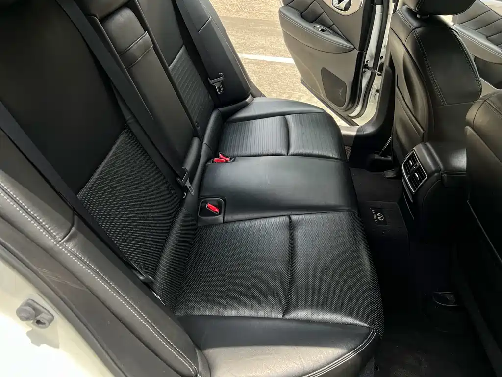 Infiniti Q50 — миниатюра 11