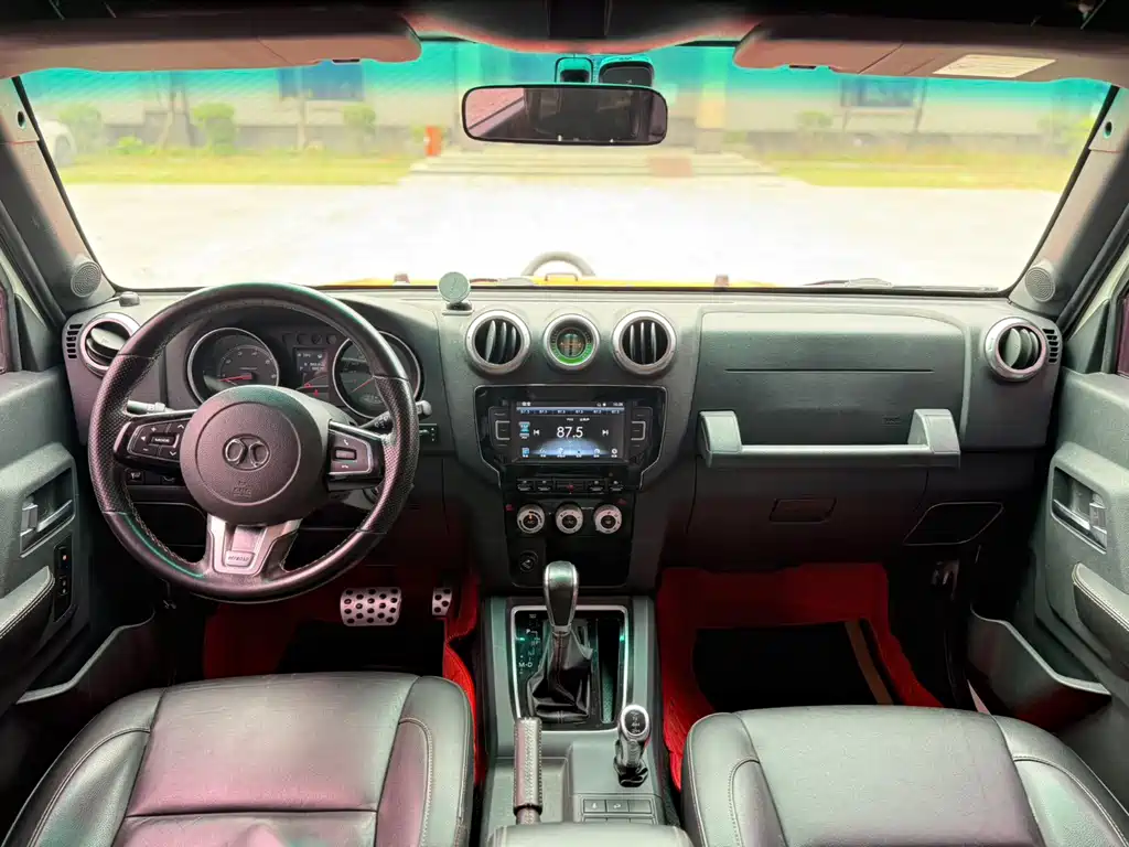 BAIC BJ40 2016 40L 2.3T AT Premium