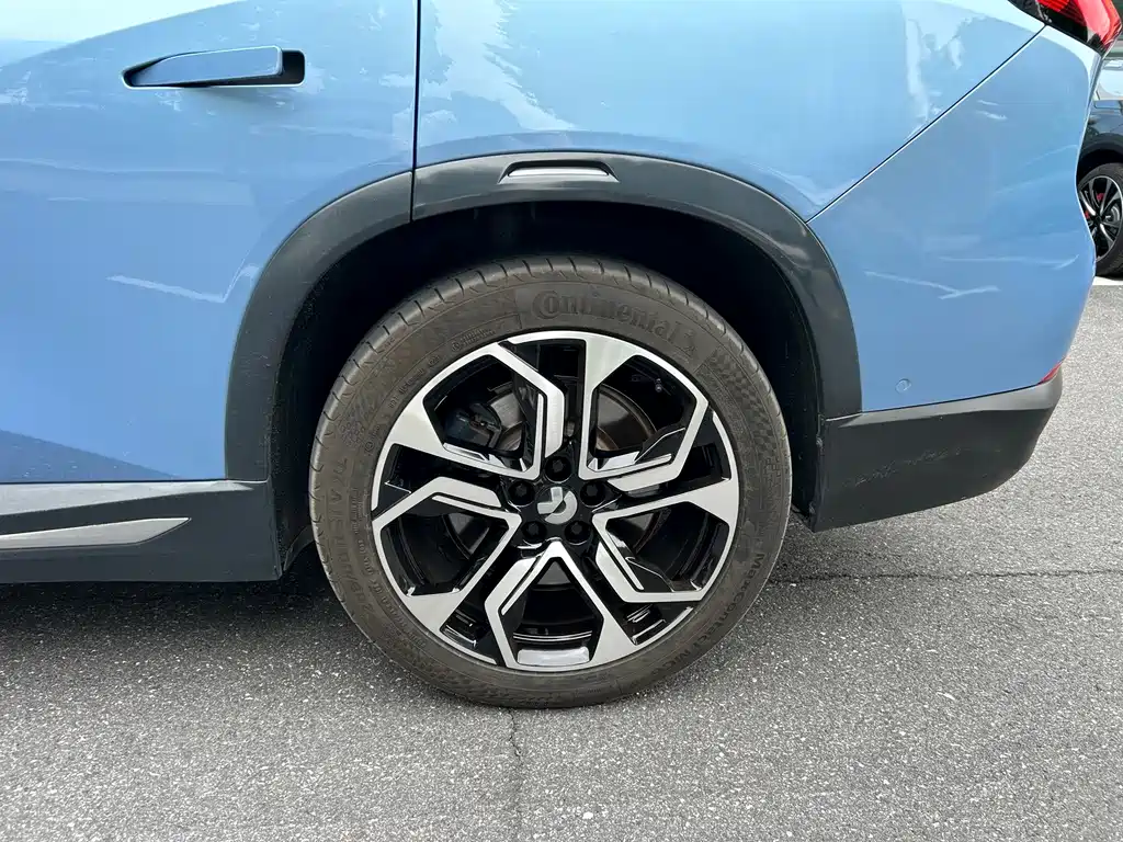 NIO ES8 — миниатюра 4