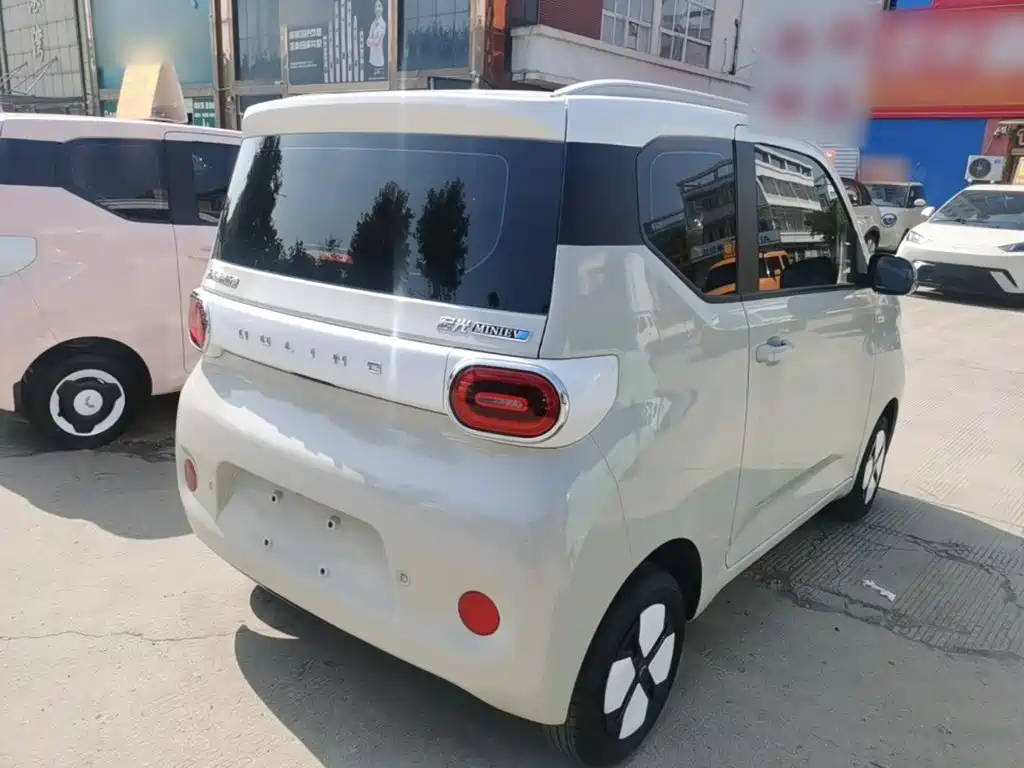 Wuling MINIEV — миниатюра 7