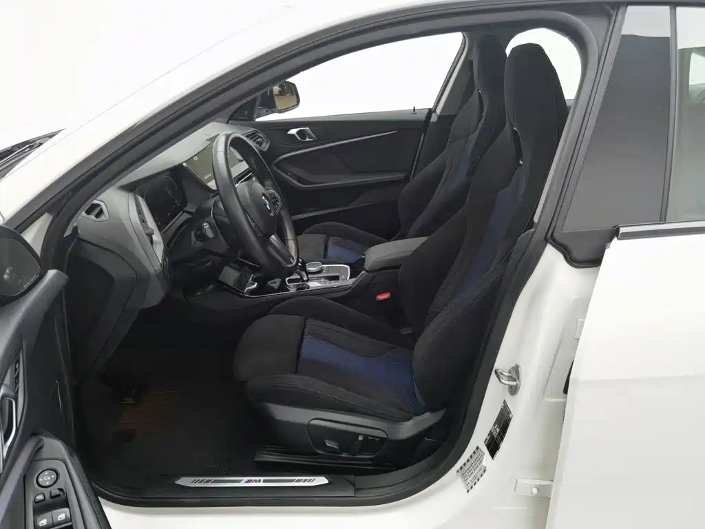 BMW 2 Series (Import) — миниатюра 10