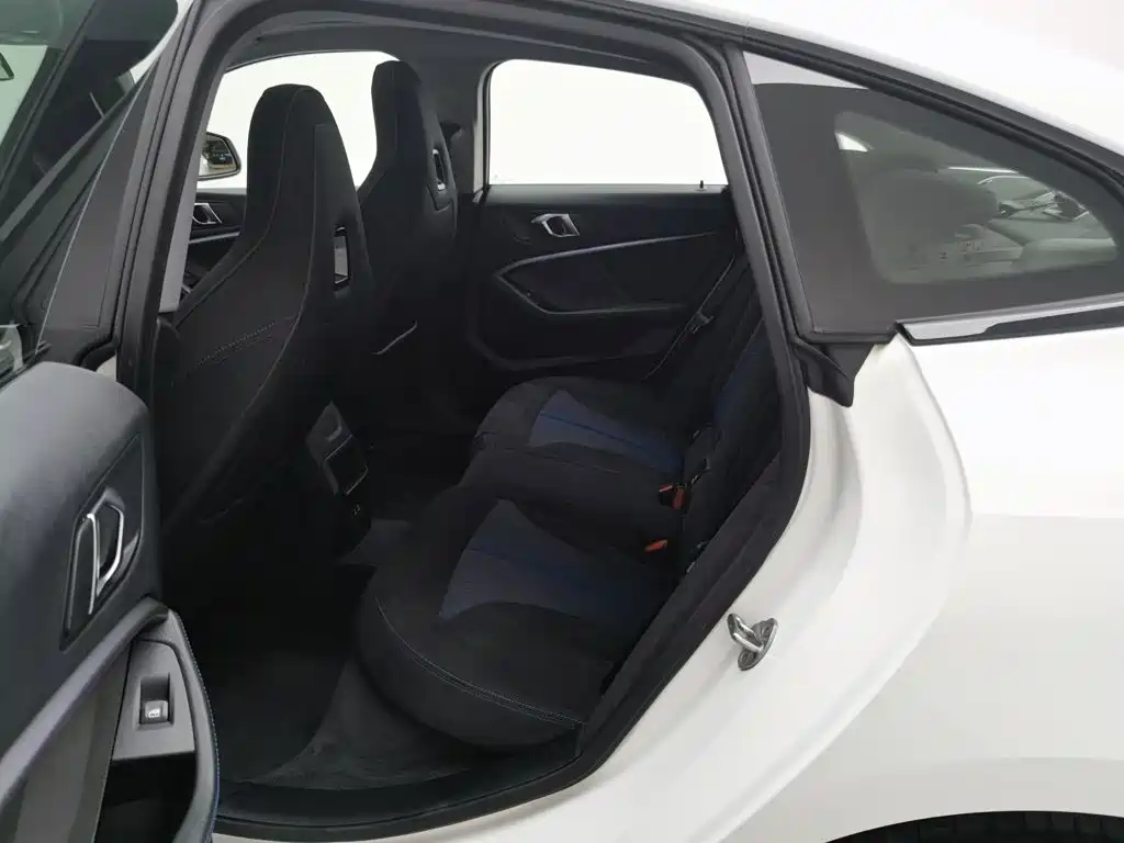 BMW 2 Series (Import) — миниатюра 15